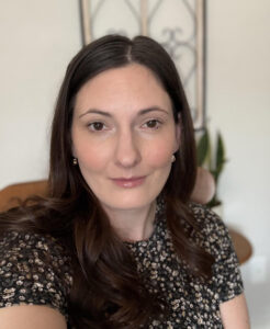 Portrait photo of Stephanie Collins